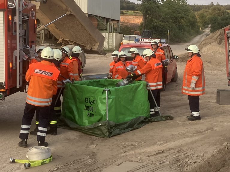 Dienst im Steinbruch
